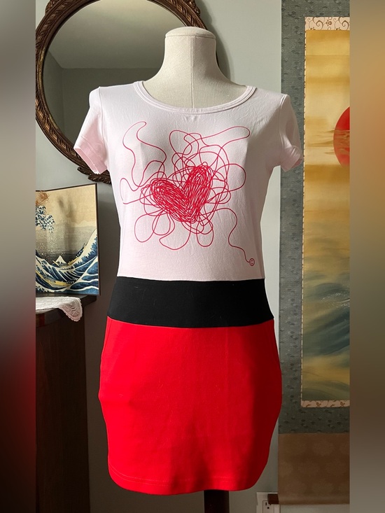 Moschino Dresses & Skirts - Moschino cheap and chic Dress, red and pink colour block with fun graphic top.